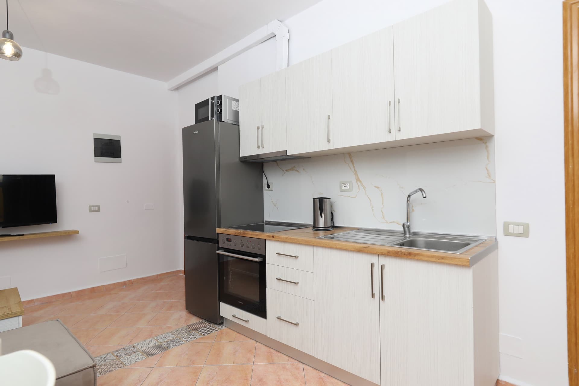 One-Bedroom Apartment — 6